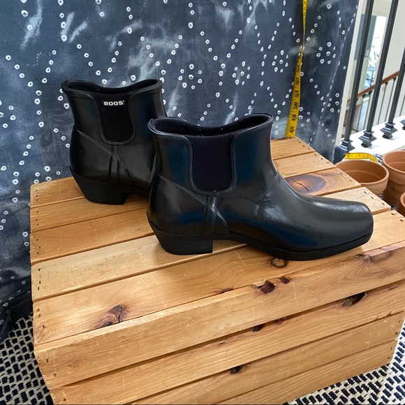 Bogs “Valerie” - Size 7 Women’s Black Ankle Height Rain Boots Waterproof - Picture 2 of 6